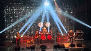 Golden Earring Undercover Live Vanilla Queen [upl. by Nyrrat780]