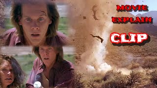 Tremors final scene  Tremors  Tremors 4 final explained in hindi  Tremors movie fight scene [upl. by Isolde]