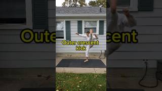 Outer crescent kick breakdown crescent taekwondo taekwondomoves [upl. by Wilfrid]