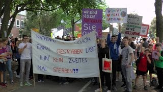 Demo für den Erhalt der Rathenau Schulen [upl. by Ahsieyt]