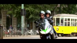 Kawasaki J300  video oficial [upl. by Weil]