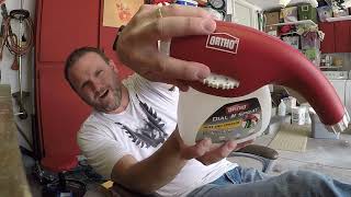 Using ORTHO to KILL WEEDS on the LAWN ORTHO Weed killer [upl. by Oetomit]