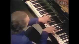 Glenn Gould  Johann Sebastian Bach Chromatic Fantasia in D minor BWV 903  HD [upl. by Africa]