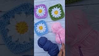 Perfect to crochet on summer Daisy Granny Square 🌼 [upl. by Lyrahc]