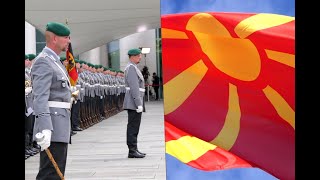 Militärische Ehren  Nordmazedoniens Ministerpräsident [upl. by Annairdna]