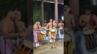 Kaloor unnikrishnan amp kaloor jayan thayambaka combo chenda thrissurpooram thayambaka [upl. by Akilam814]