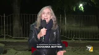 Giovanna Botteri commossa da Fenza quotSono immagini di guerra immagini che hai in un Paese [upl. by Balf272]