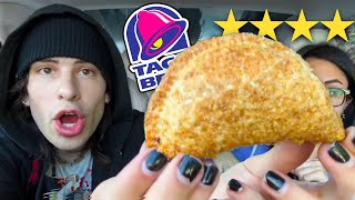 Taco Bells New Cheesy Chicken Crispanada w Tara [upl. by Nahta346]