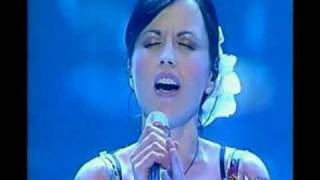 Dolores ORiordan Ave Maria live7az [upl. by Ainoek]