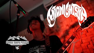 MIDNIGHT SUN  GEMURUH MUSIK PERTIWI KOMUNAL COVER Live at SUARA TANPA PESISIR II [upl. by Curzon]