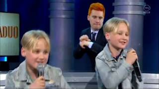 Viikkokatsaus feat Eino ja Aapeli  Jakso 6  Putous 11 kausi  MTV3 [upl. by Ahsinuq]