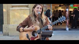 quotAu Cours Mirabeauquot interprétée par Paola sur le Cours Mirabeau à Aix en Provence le 11112024 [upl. by Nrubliw]