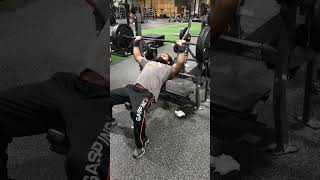 Incline bench press set 225lbs 102kg [upl. by Penthea]