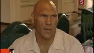 Nikolay Valuev speak about Vitali Klitschko [upl. by Lati]