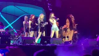 Dont know what to do Blackpink Coachella weekend 2 [upl. by Naghem857]