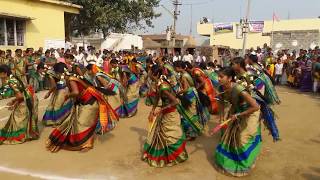 Chitapata chinuku kurise Dance kolatam song  Ushannapalli  Naresh Tv [upl. by Nolat21]