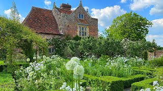 Spatial Psychology of the White Garden at Sissinghurst Castle [upl. by Holli]