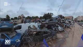 Alluvione di Valencia 20 giorni dopo  XXI Secolo 18112024 [upl. by Onirefez]