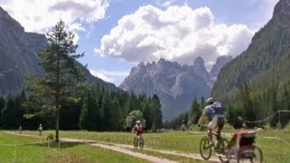 Der Lange Weg der Dolomiten  The Long Trail of the Dolomites [upl. by Aronal439]