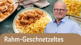 PfefferRahmGeschnetzeltes  REWE Deine Küche [upl. by Aekin219]