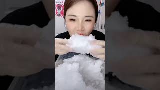 FREEZER FROST HUMIDIFIER ICE ASMR MUKBANG CRUNCHYYYY SQUICKY SHAVED BLEND ICE EATING [upl. by Ecirpak412]