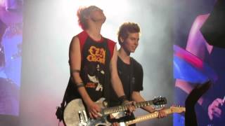 What I Like About You 5SOS at The Forum [upl. by Eniffit]