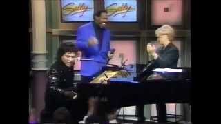 Little Richard amp Lloyd Price  Lawdy Miss Clawdy Live 1994 [upl. by Nwahsram]