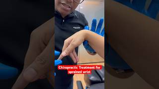 Chiropractic Treatment for sprained wrist drrajneeshkant worldfamouschiropractor [upl. by Ennoval]