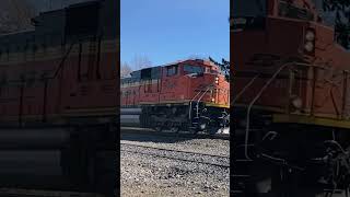 BNSF SD70ACe  SD70ACe 9372 “Thunder Cab”  CP ES44C4  BNSF ES44AC mixed freight [upl. by Amaerd]