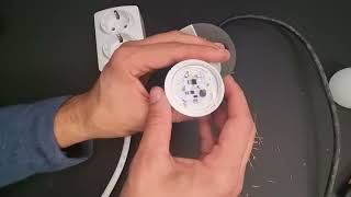 How to easily repair an LED bulb Just using tape [upl. by Ginni820]