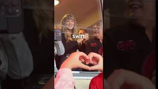 Taylor Swifts Moms Gesture to Fans Takes Internet by Storm taylorswift mondaynightfootball [upl. by Fawcette]