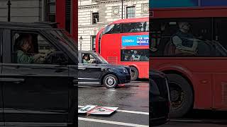 London Black Cab Drivers Traffic Jam Meltdown [upl. by Ariahs]