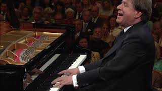 Beethoven Piano concerto no 5 in E♭ major op 73  Rudolf Buchbinder amp Wiener Philharmoniker [upl. by Lj]