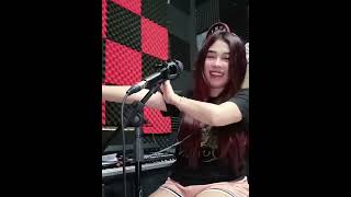 Lagi Syantik  Siti Badriah  cover by Yhuan gutomversion cover yhuan goodvibestambayan [upl. by Yanat]