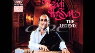 Mehdi Hassan Live GhazalAap Ko Bhool Jayen Hum [upl. by Nywles]