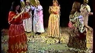 Noura Guelmia  Bouya lahnine  Folklore chaoui  Gasba [upl. by Florida59]