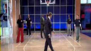 Ernie Johnson has a jumper [upl. by Auqinet830]