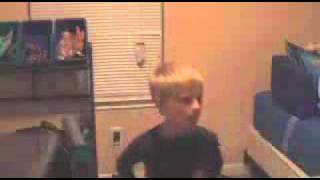 Kid singing Britney Spears scared by mom [upl. by Cindy]