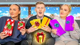 £300 PRESENT SWAP wLITTLE SISTER amp GIRLFRIEND OPENING CHRISTMAS PRESENTS EARLY 2023 [upl. by Eirojram17]