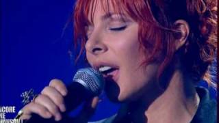 Mylène Farmer Ainsi soit je France 2 Encore une chanson [upl. by Hamirak]