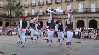 Mikel Deuna Dantza Taldea  Dantzari Dantzak  Bilbao Aste Nagusia 2013  Danzas vascas [upl. by Lrat]