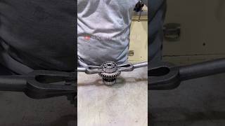 Remove bearing gear dieselengine mechanic engine [upl. by Vetter372]