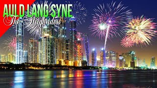 Auld Lang Syne  The Sleighriders  New Years Eve around the world [upl. by Aztin994]