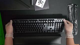 Razer Blackwidow V4 Pro Unboxing [upl. by Brackely]