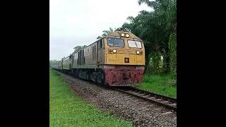 GEA 4543 ทำขบวน 167  Train 167 Rapid Krung Thep Aphiwat  Kantang hauled by GE CM227i No 4543 [upl. by Elraet]