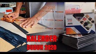 Cara Membuat Kalender Duduk 2020 [upl. by Anaibib253]