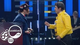 Sanremo 2019  Pierfrancesco Favino e Virginia Raffaele un tuffo nei musical [upl. by Eiveneg]