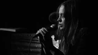 Fiona Apple — I know live Largo [upl. by Hukill]