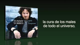 Tommy Torres  Por Un Beso Tuyo Lyric Video [upl. by Dnalkrik582]