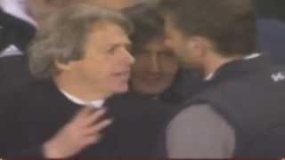 Jorge Jesus mostra 3 dedos a Tim Sherwood [upl. by Kohn]